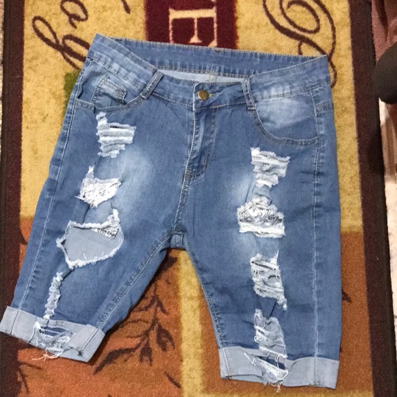 Nice and comfy stretchy like cut shorts size Large - Picture 3 of 7